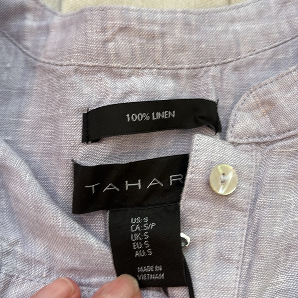 Tahari linen purple Lilac button pleated tank top - Picture 7 of 8